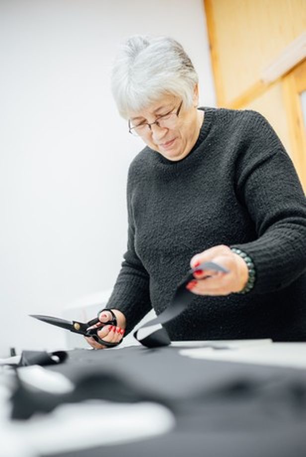 Adaptīva apģērba šūšana