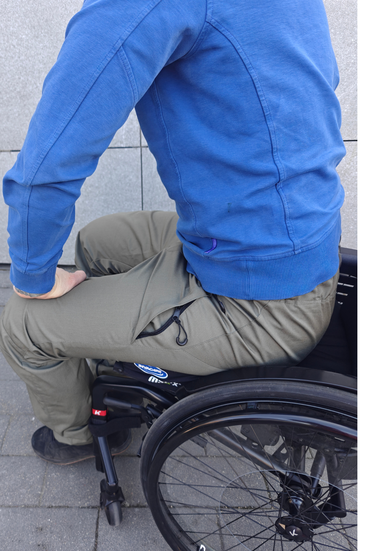 Kargo 2.0: Augsti funkcionālas bikses ratiņkrēsla lietotājiem