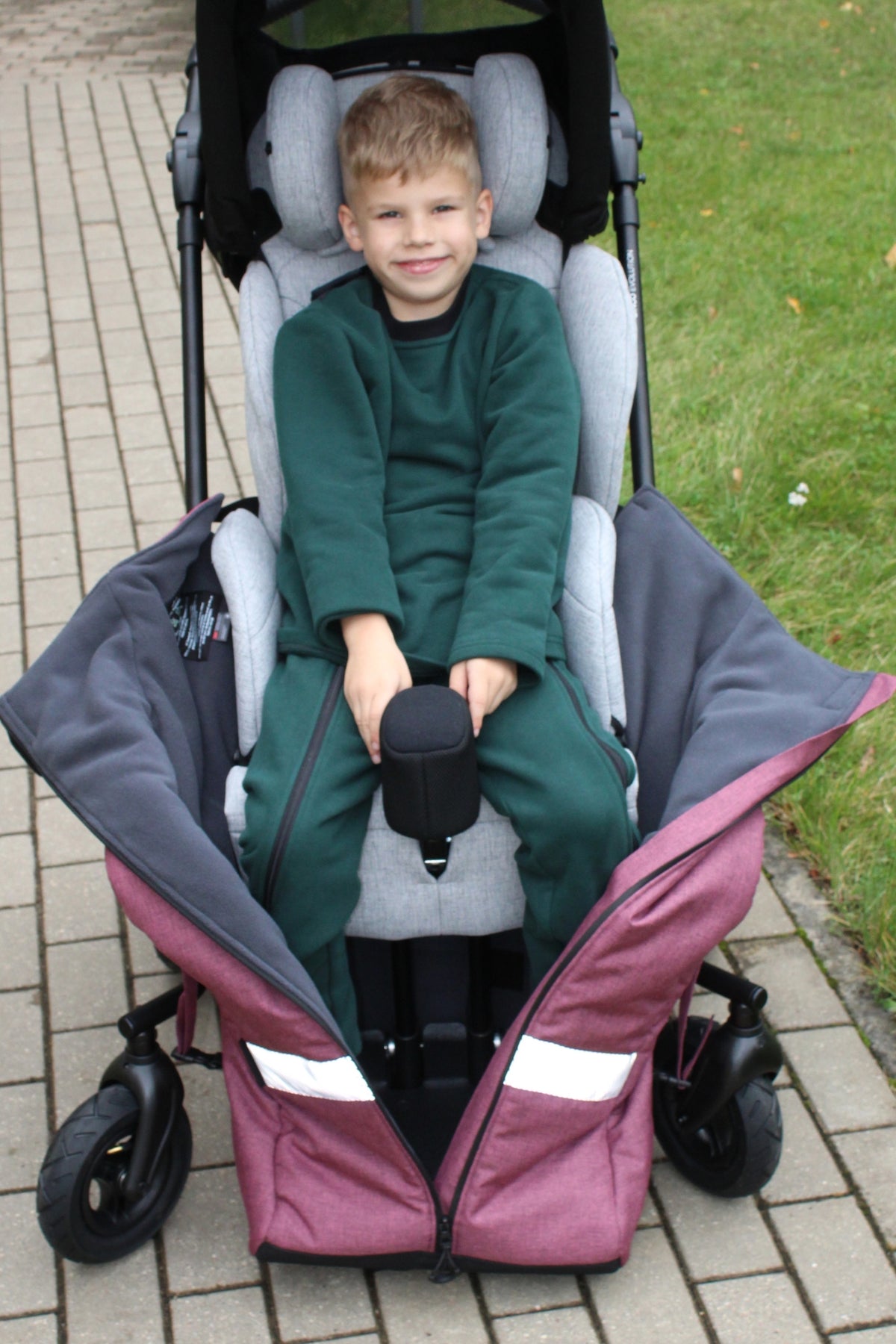 Junior for Seating Systems. Kāju maiss speciālajiem ratiem (Hoggi, Otto Bock)