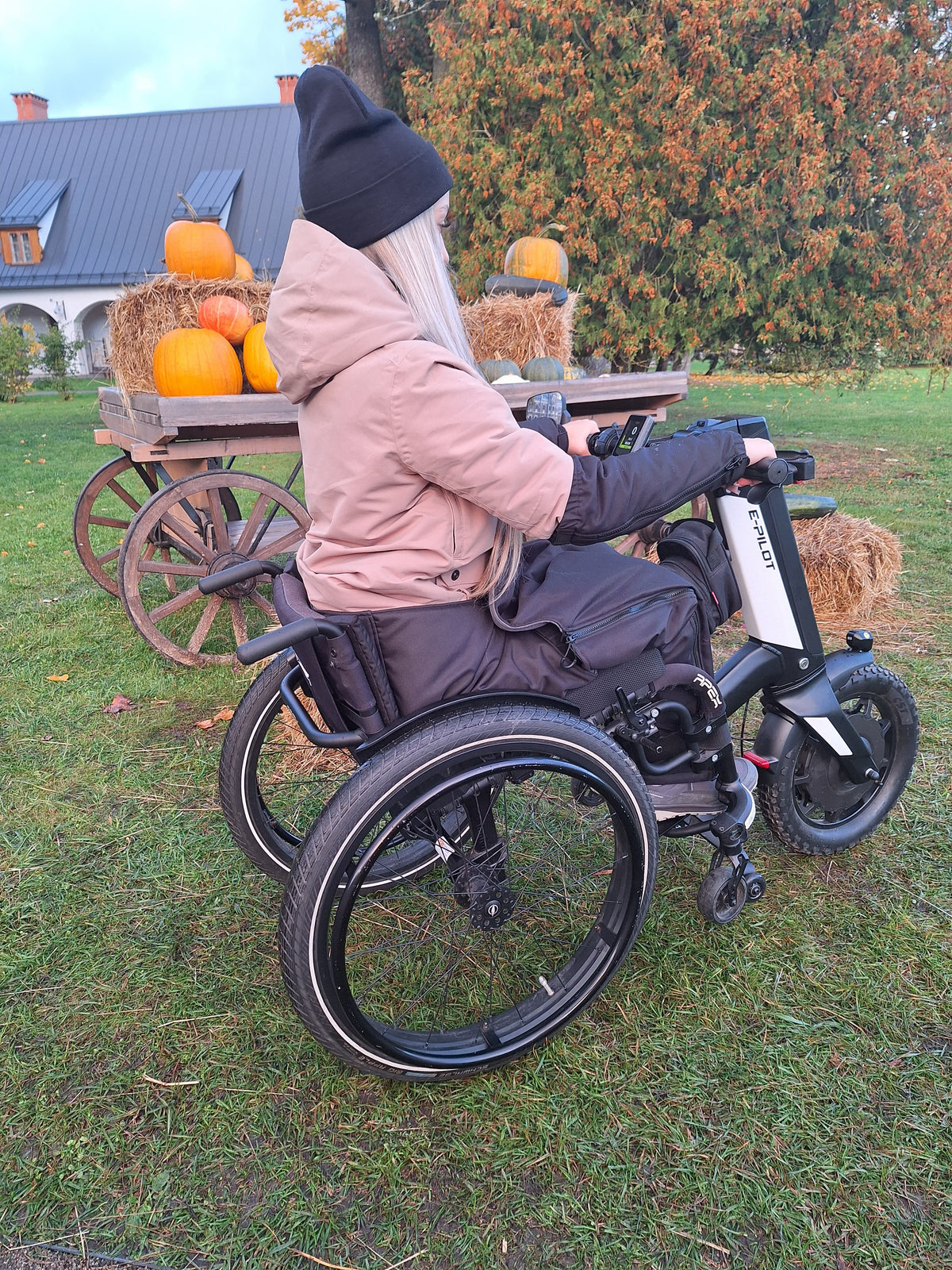 Racer Modular Wheelchair Leg Cover